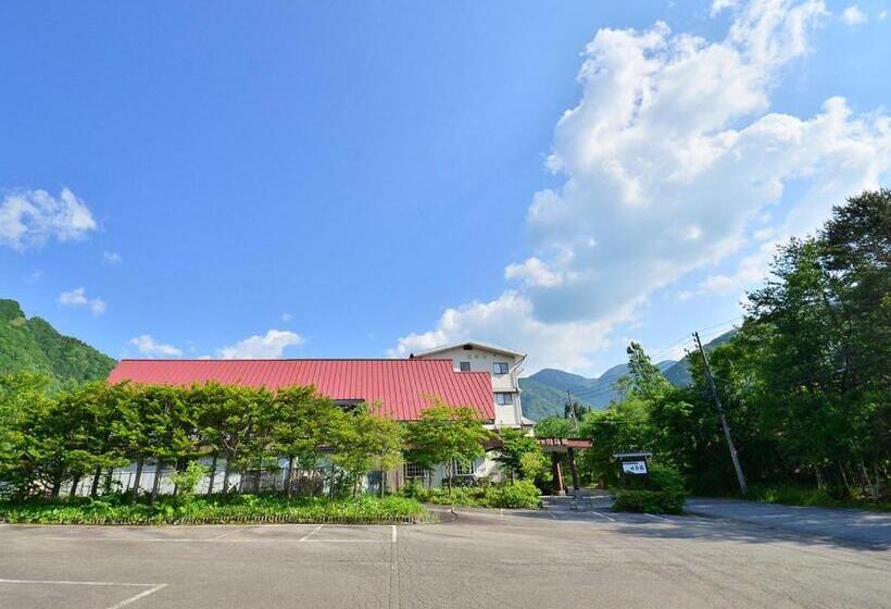 Ryokan 筋肉と自然と遊ぶ宿 田島館