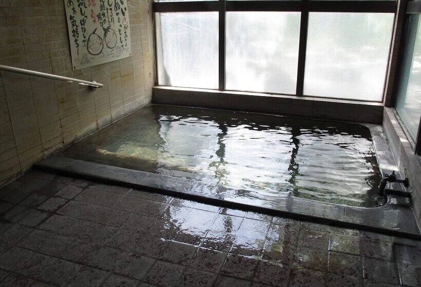 ریوکان Unaginoyu No Yado Takuhide