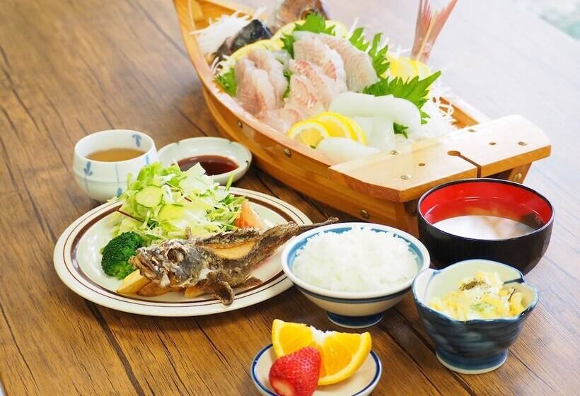 Shodoshima Olive Youth Hostel