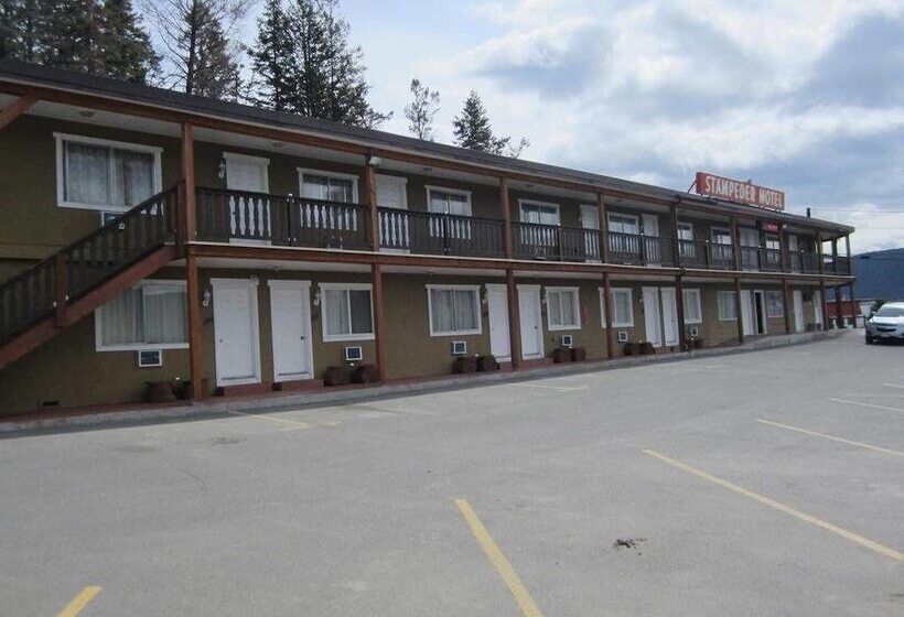 Stampeder Motel