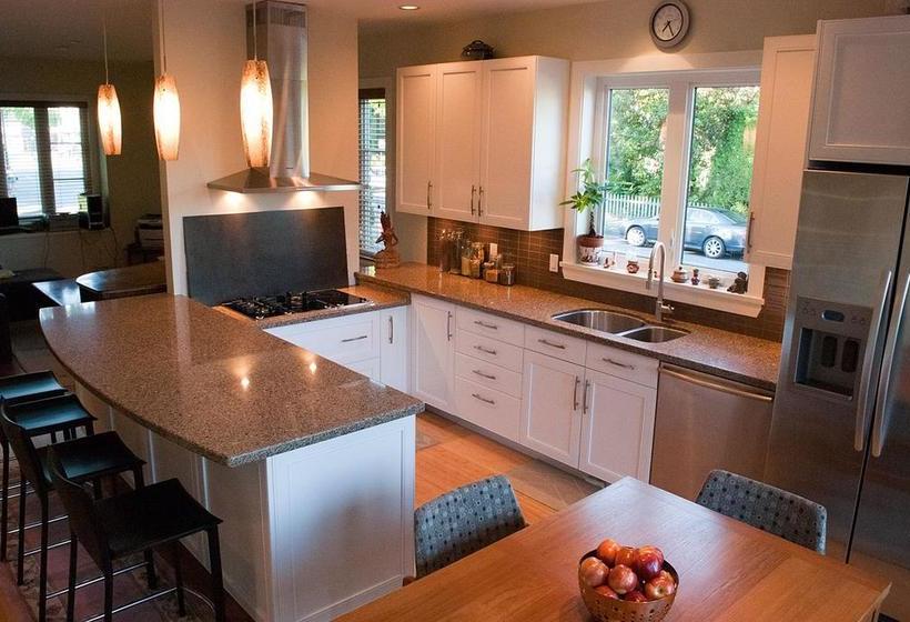 Suite Dreams Vancouver Bed And Breakfast