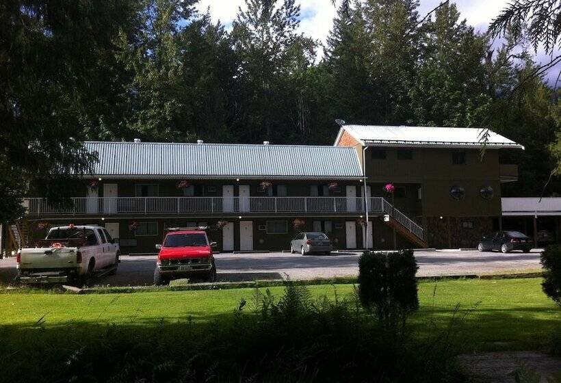 The Hitching Post Motel