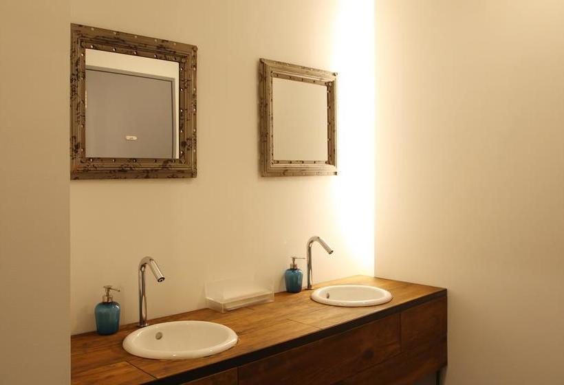 The Lower East Nine Hostel