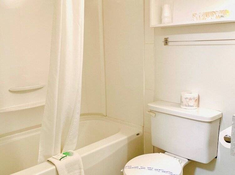 Traveler's Motel Penticton