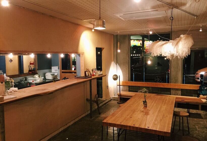 Y Pub & Hostel Tottori