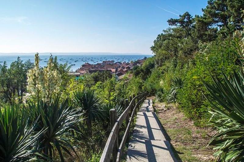 בית מלון כפרי Kampaoh Mezos