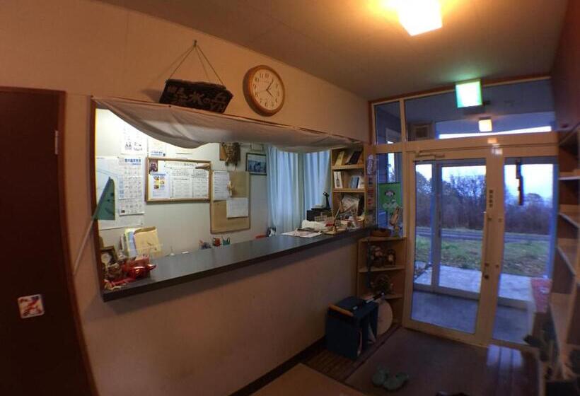 הוסטל Abashiri Ryuhyou No Oka Guesthouse