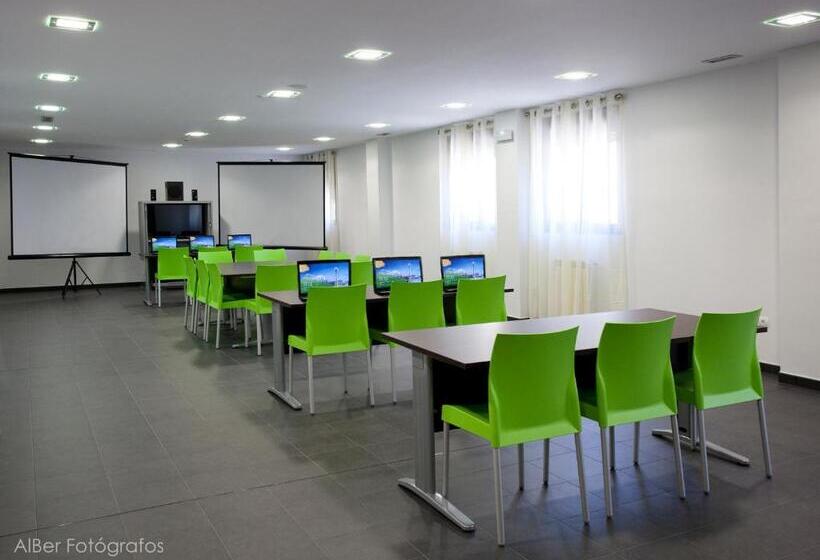 Albergue Francisco Giner De Los Rios