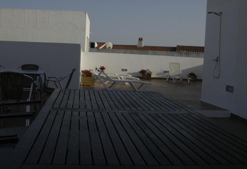 Hostel & Gym Relise   Albergue Juvenil