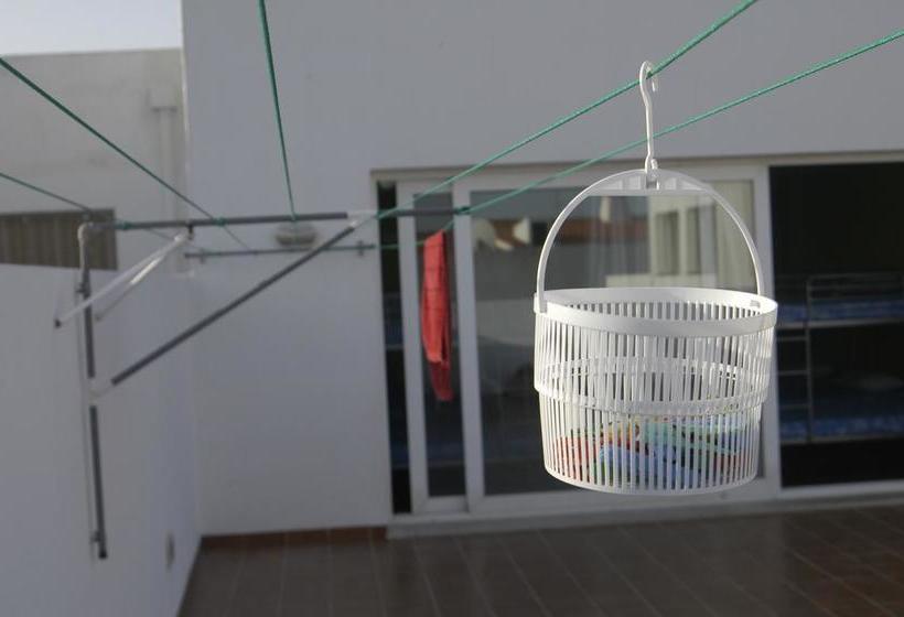 Hostel & Gym Relise   Albergue Juvenil