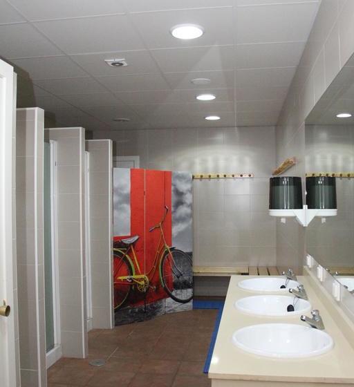 Hostel & Gym Relise   Albergue Juvenil