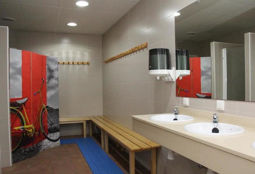 Hostel & Gym Relise   Albergue Juvenil