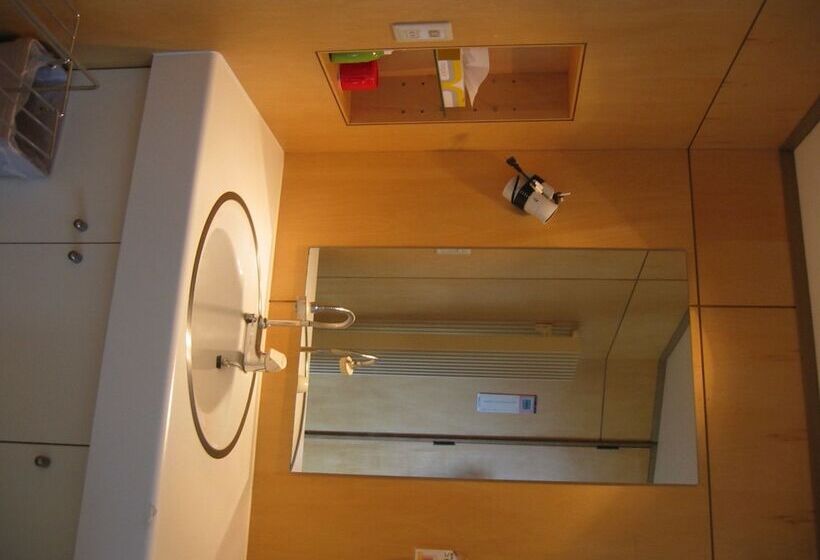 فندق صغير Kussharo Genya Youth Guesthouse