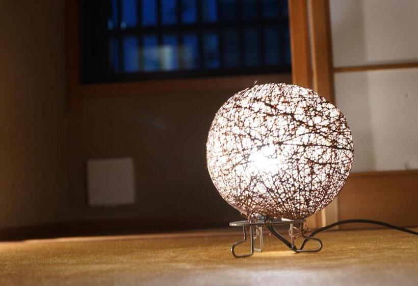 فندق صغير Kyoto Guesthouse Lantern