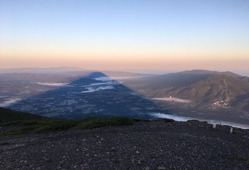 Общежитие Niseko Tabitsumugi Backpackers