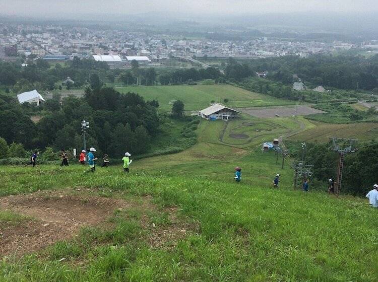 Общежитие Niseko Tabitsumugi Backpackers