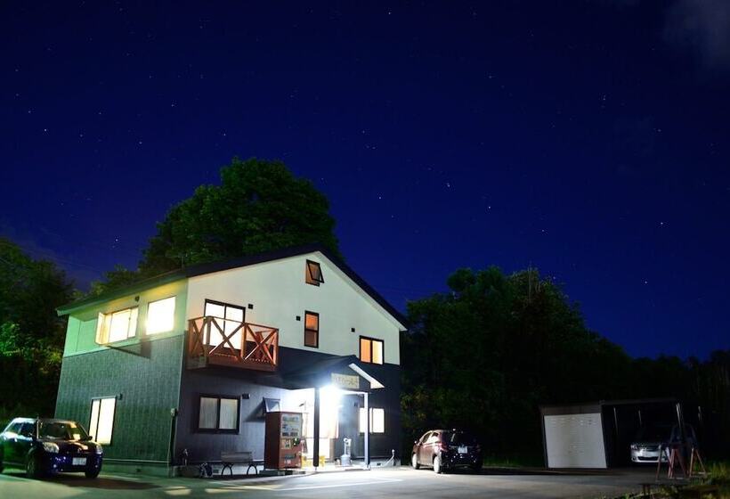 Общежитие Niseko Tabitsumugi Backpackers