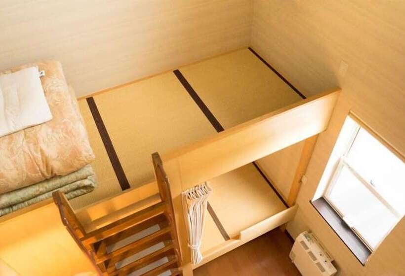 Общежитие Niseko Tabitsumugi Backpackers