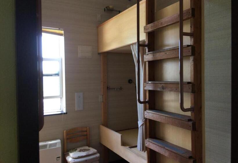 Общежитие Niseko Tabitsumugi Backpackers