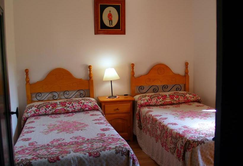הוסטל Apartamentos Rurales La Casa Vieja De Alceda