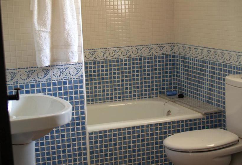 הוסטל Apartamentos Rurales La Casa Vieja De Alceda