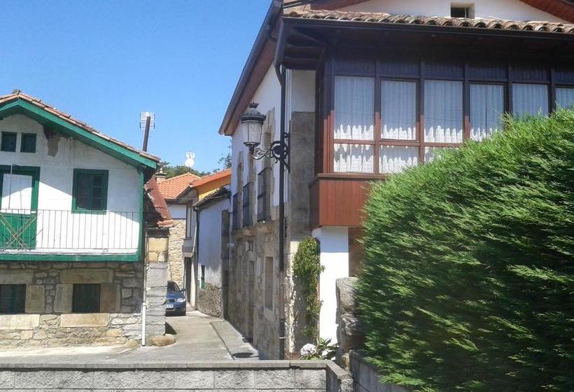 הוסטל Apartamentos Rurales La Casa Vieja De Alceda