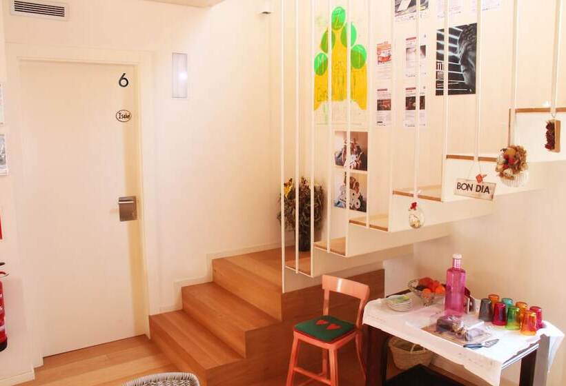 تختخواب و صبحانه Can Bo De Pau