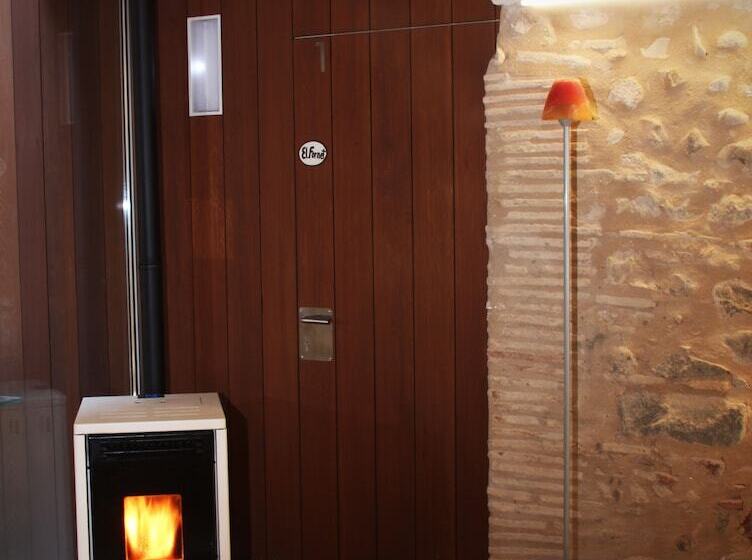 تختخواب و صبحانه Can Bo De Pau