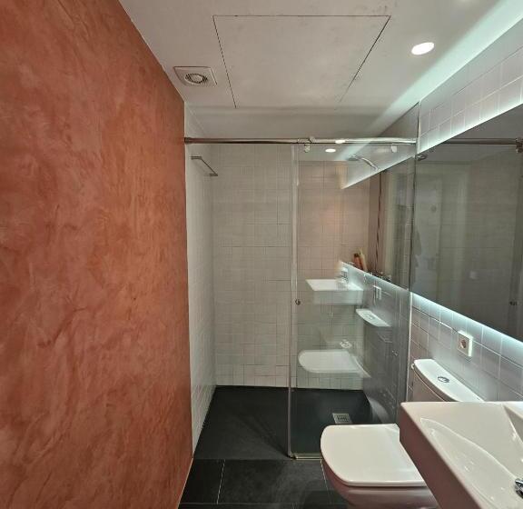 تختخواب و صبحانه Can Bo De Pau