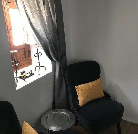 مبيت وإفطار Casa Aire De Lecrin