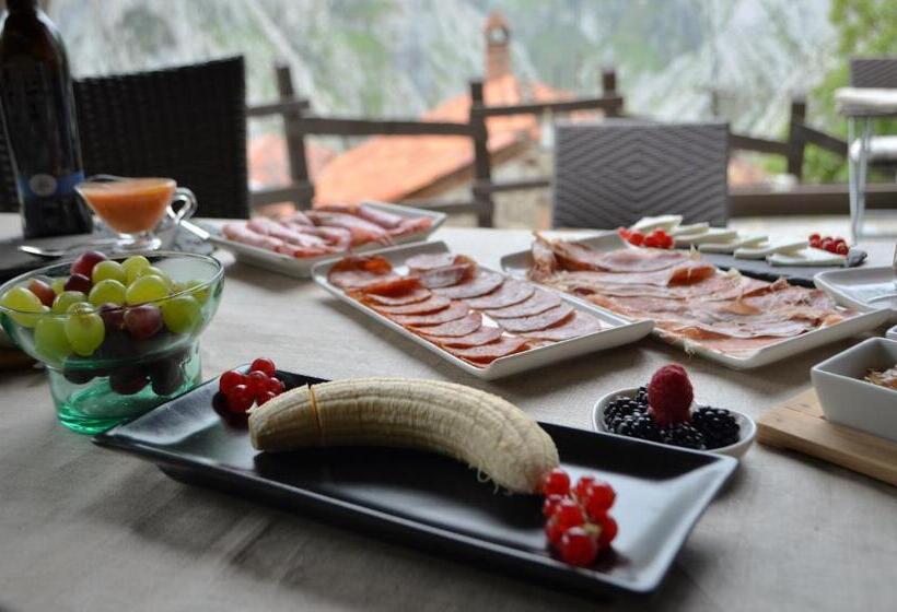 مبيت وإفطار Casa Maru