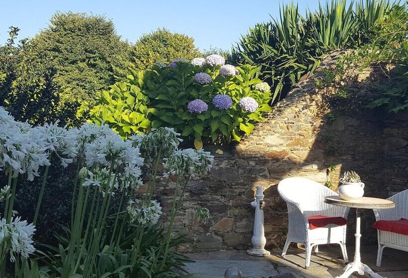 ベッドアンドブレックファースト Casa Peleyon