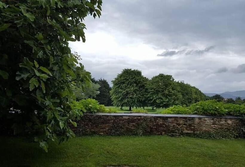 ベッドアンドブレックファースト Casa Peleyon