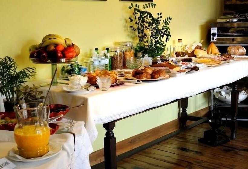 ベッドアンドブレックファースト Casa Peleyon