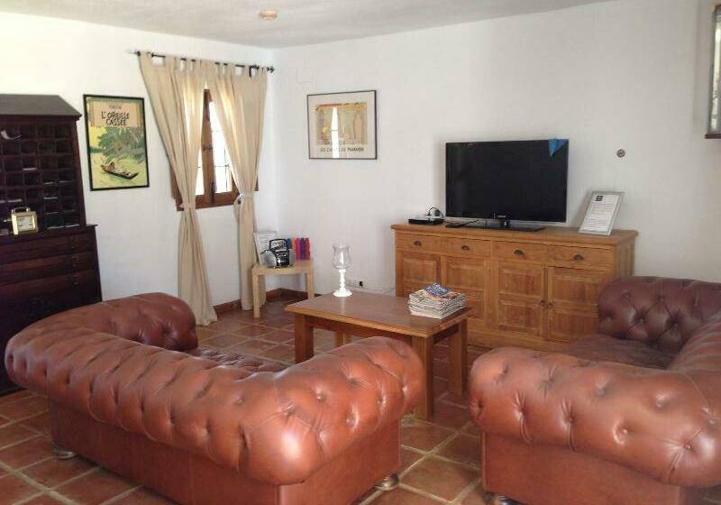 مبيت وإفطار Cortijo Del Caño