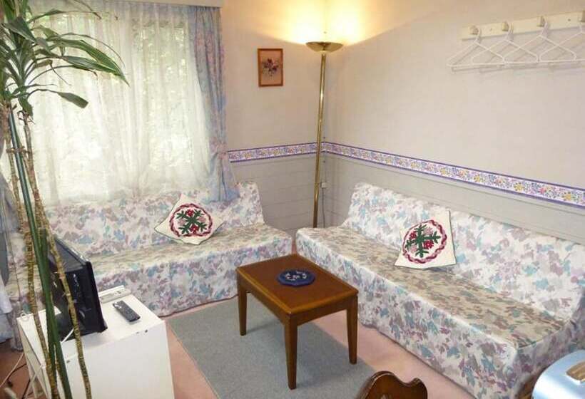 مبيت وإفطار St Village