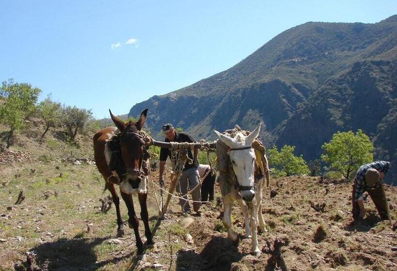 مبيت وإفطار Sierra Y Mar