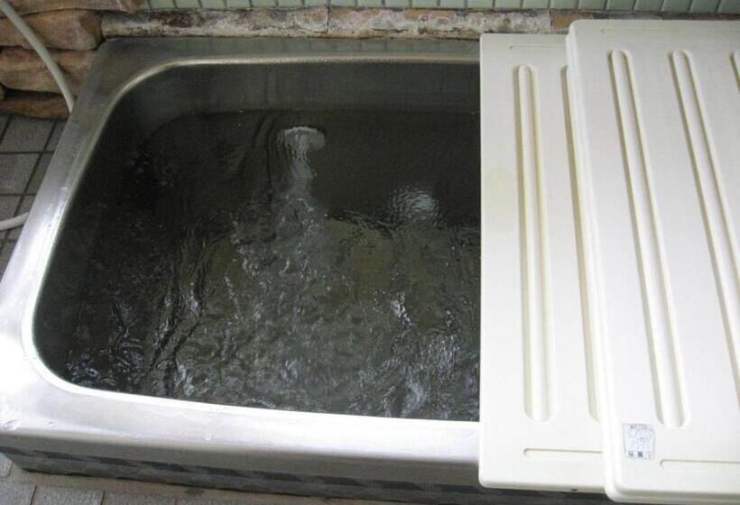 Fujiyoshida Youth Hostel