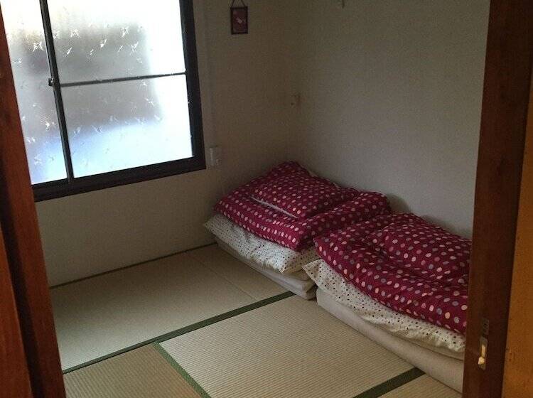 Guesthouse Usagi Momiji   Hostel