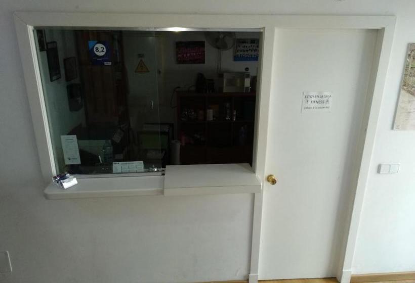 Hostel & Gym Relise   Albergue Juvenil