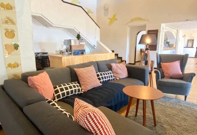 فندق Active Life Madarao