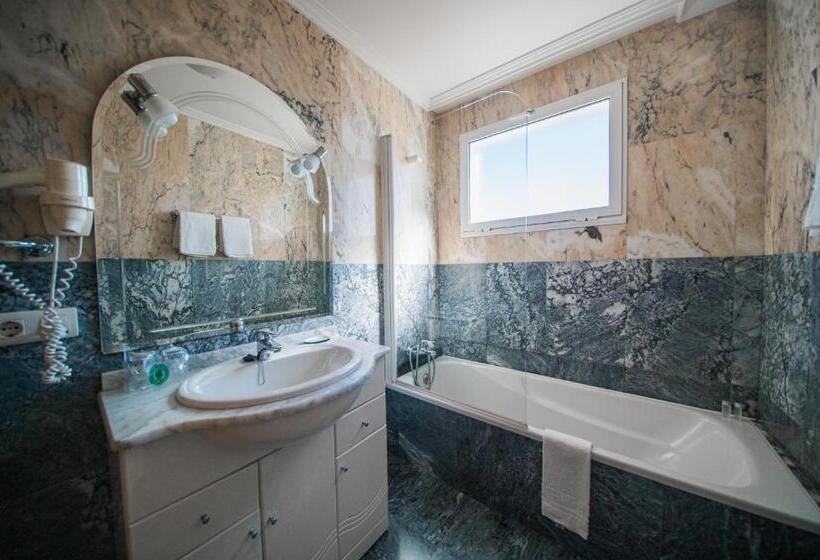 Отель Alda Alpina