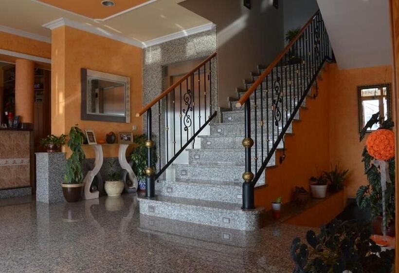 Отель Alda Alpina