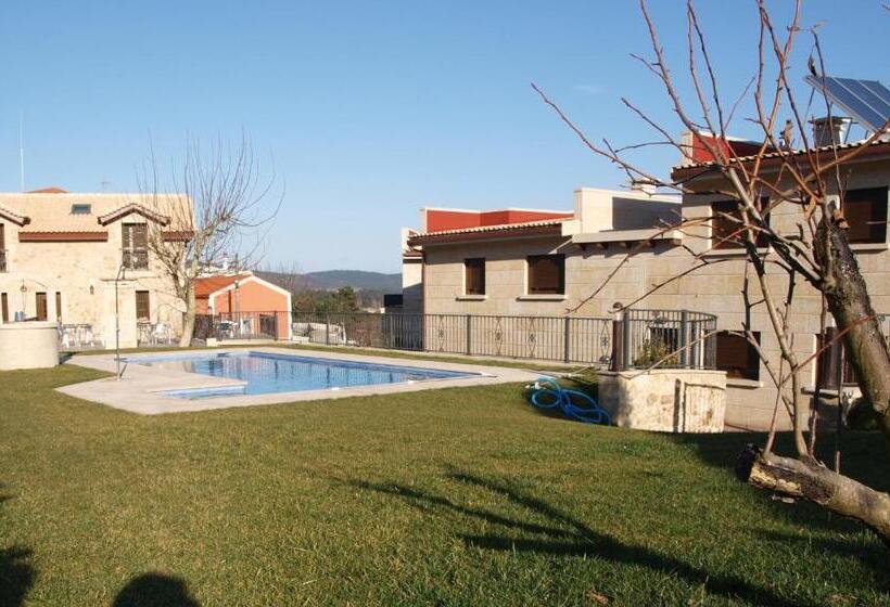 Отель Apartamento Marouco