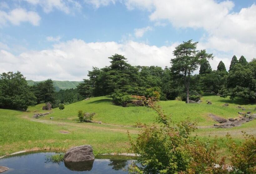 בית מלון כפרי Aso Baien Spa Resort