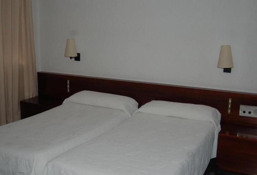 בית מלון כפרי Betriu