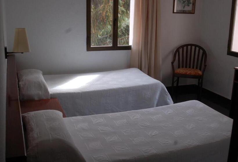 בית מלון כפרי Betriu