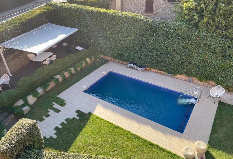 בית מלון כפרי Betriu