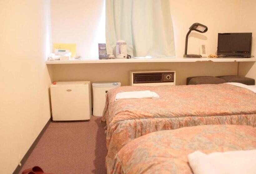 Business Hotel Chateau Est Takamatsu