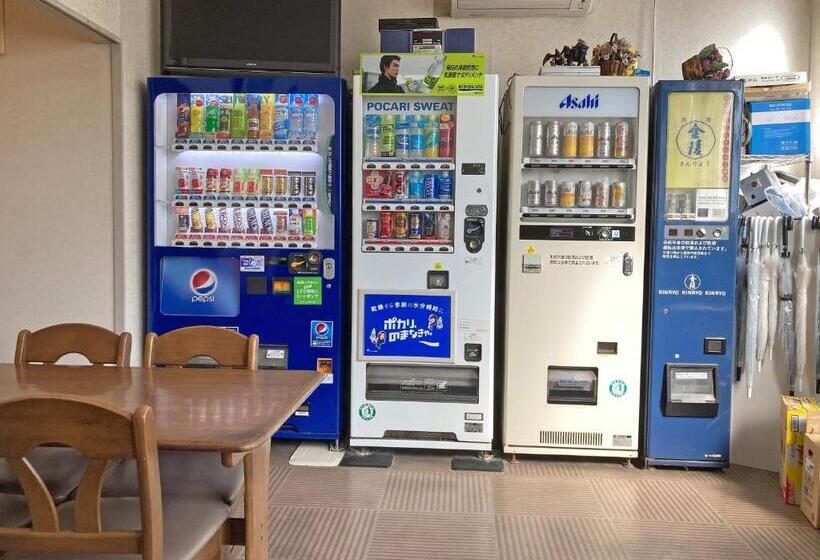 Business Hotel Chateau Est Takamatsu